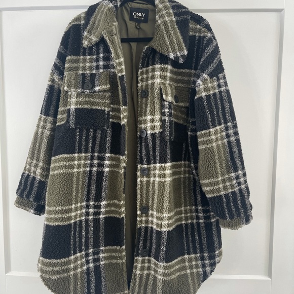 Plaid coat - Picture 1 of 1